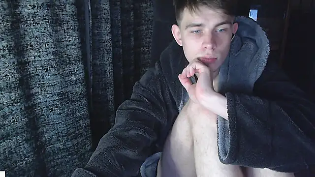 Student Oliver online show from 11/09/25, 08:02