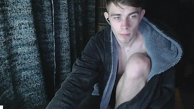 Student Oliver online show from 11/20/25, 07:25