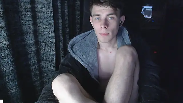 Student Oliver online show from 11/14/25, 07:06