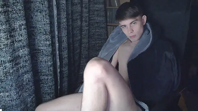 Student Oliver online show from 11/24/25, 07:14