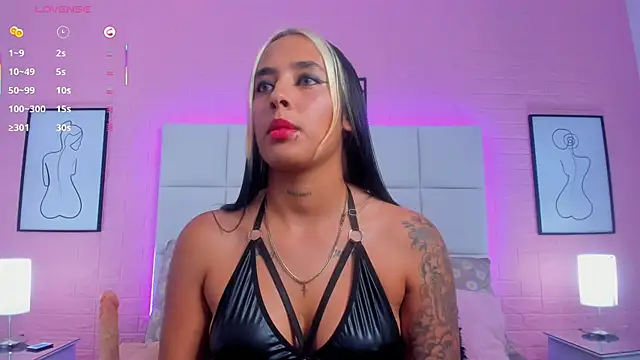charlotte kisss online show from 05/11/26, 06:38