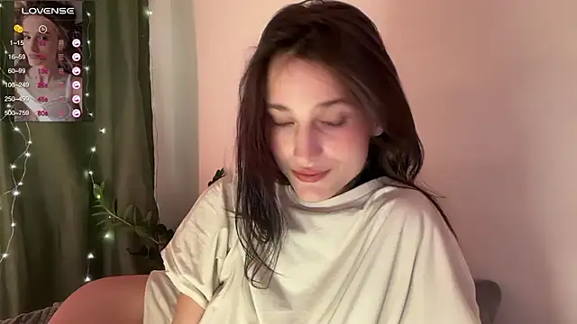 Fleur Delis online show from 12/27/24, 10:37