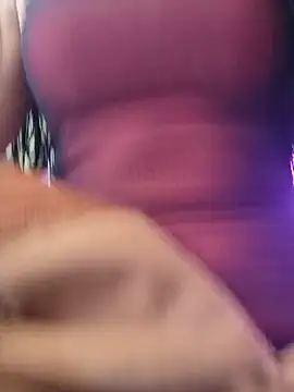 Snapshot of Astrid-- chatting on 06/18/26, 03:17 Astrid-- online show from 06/18/26, 03:17
