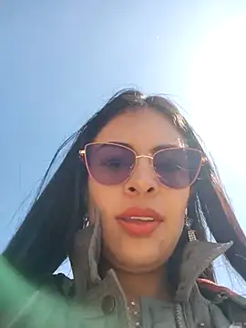 Astrid-- online show from 02/05/26, 02:57