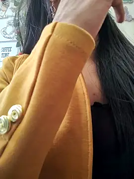 Astrid-- online show from 10/29/25, 07:57