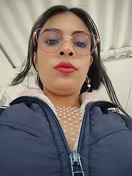 Snapshot of Astrid-- chatting on 05/29/26, 03:07 Astrid-- online show from 05/29/26, 03:07