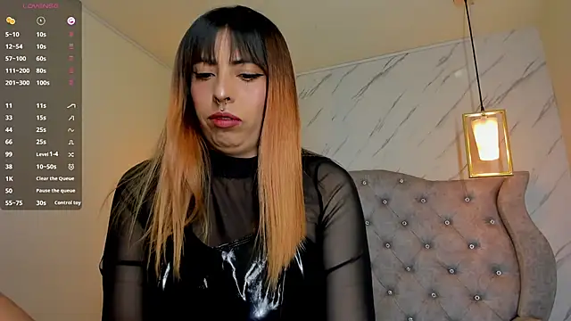 Snapshot of Alice_Laurentt chatting on 09/14/25, 03:07 Alice Laurentt online show from 09/14/25, 03:07