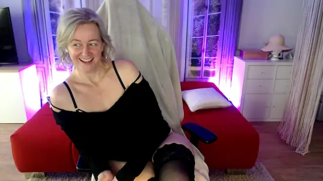 MarleneBloem online show from 11/29/25, 10:48