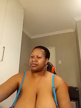 bustylisa1983 online show from 11/27/25, 04:46