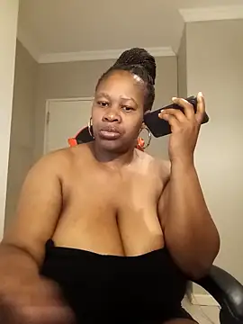 bustylisa1983 online show from 03/28/26, 04:24