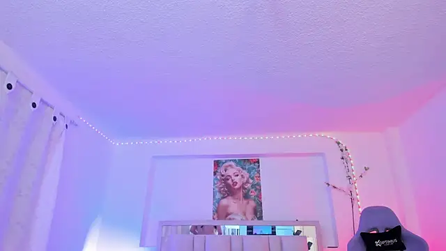 Samanta roberts1 online show from 11/10/25, 10:20