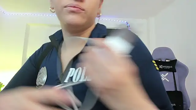 Samanta roberts1 online show from 10/31/25, 11:51