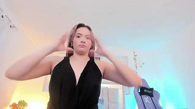 Samanta roberts1 online show from 10/25/25, 01:45