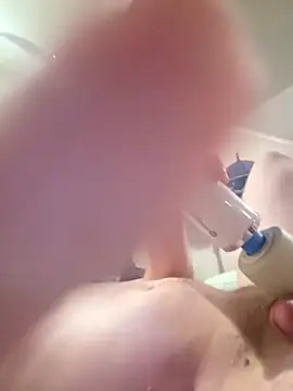 Travislovescum online show from 02/09/26, 05:49