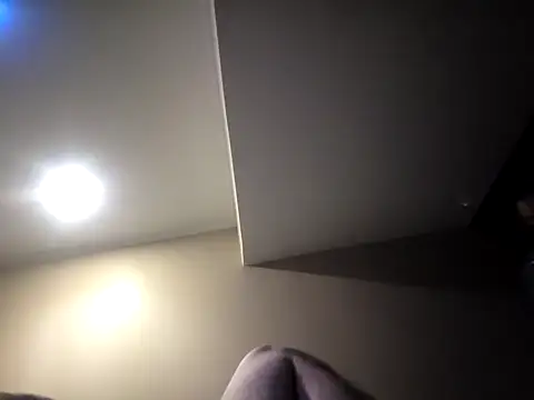 Travislovescum online show from 10/21/25, 08:47