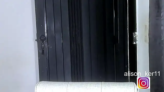 alison-ker3 online show from 12/19/25, 09:33