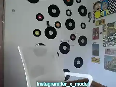 Snapshot of 9_Fernanda_9 chatting on 03/17/25, 10:51 9 Fernanda 9 online show from 03/17/25, 10:51