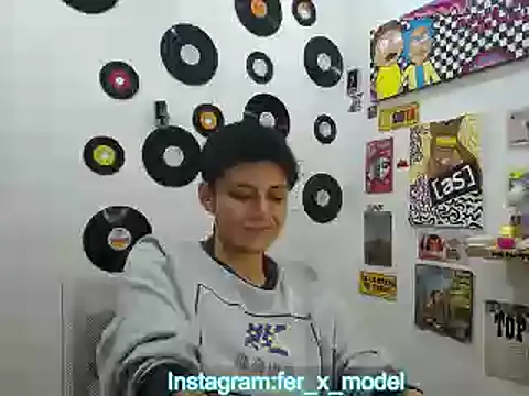 Snapshot of 9_Fernanda_9 chatting on 03/13/25, 03:33 9 Fernanda 9 online show from 03/13/25, 03:33