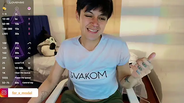 Snapshot of 9_Fernanda_9 chatting on 09/28/25, 04:03 9 Fernanda 9 online show from 09/28/25, 04:03