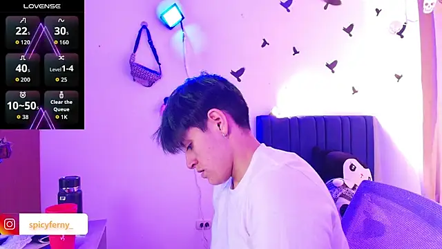 Snapshot of 9_Fernanda_9 chatting on 10/20/25, 08:48 9 Fernanda 9 online show from 10/20/25, 08:48