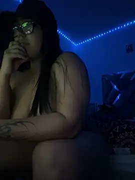 Margiee12 online show from 05/07/26, 05:33