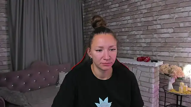 SarahCoksss online show from 10/12/25, 12:56