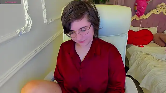 Lily Marlin online show from 04/19/26, 06:14