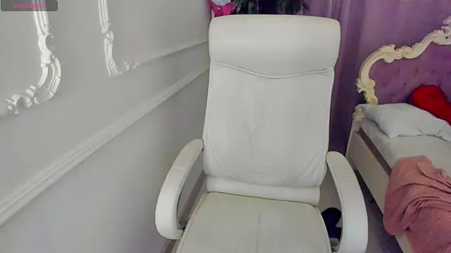 Lily Marlin online show from 06/05/26, 02:49