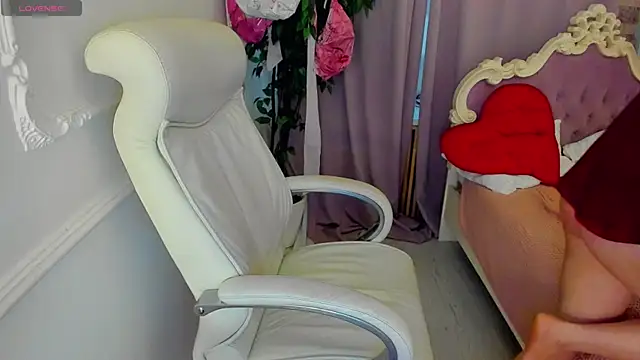 Lily Marlin online show from 07/03/26, 04:30