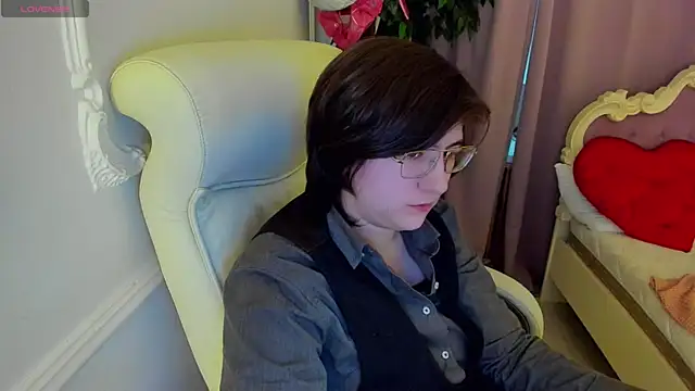 Lily Marlin online show from 05/24/26, 04:07