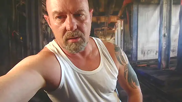 Snapshot of ManlyPrisonGuy chatting on 06/18/26, 02:22 ManlyPrisonGuy online show from 06/18/26, 02:22