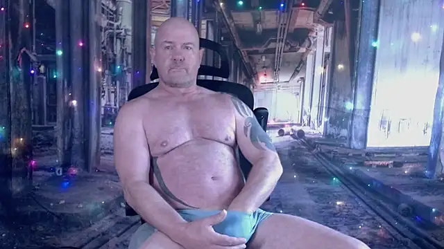 Snapshot of ManlyPrisonGuy chatting on 11/08/25, 01:47 ManlyPrisonGuy online show from 11/08/25, 01:47