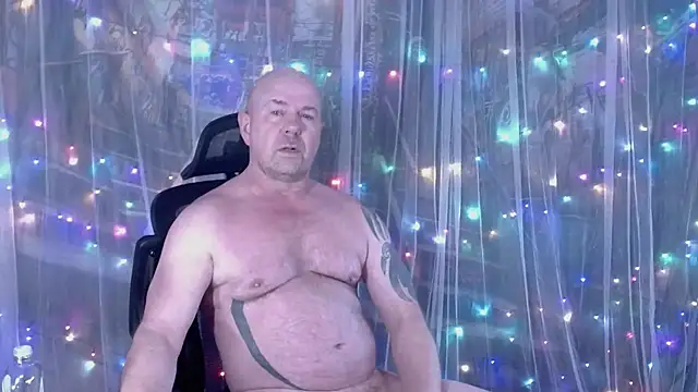 ManlyPrisonGuy online show from 12/21/25, 02:19