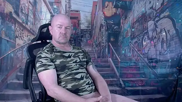 Snapshot of ManlyPrisonGuy chatting on 11/23/25, 01:10 ManlyPrisonGuy online show from 11/23/25, 01:10