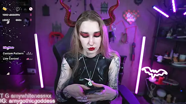 amywhitenessxx online show from 05/24/26, 11:21