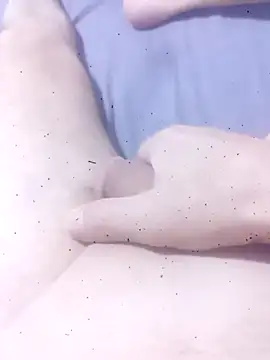 Snapshot of Kenan5252@xh chatting on 12/19/25, 05:10 Kenan5252xh online show from 12/19/25, 05:10