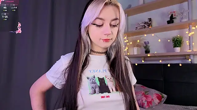 TristaRoht online show from 03/24/26, 02:50