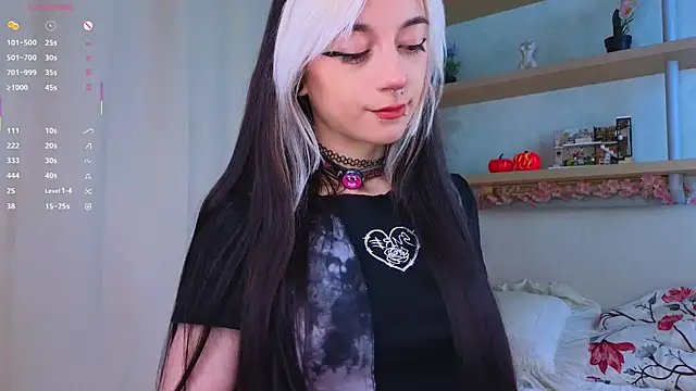 TristaRoht online show from 10/25/25, 03:12