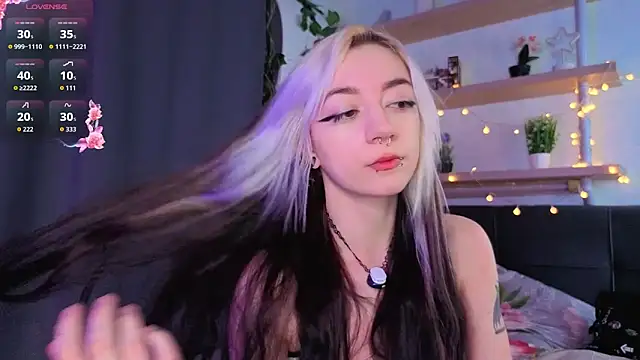 TristaRoht online show from 04/12/26, 03:26