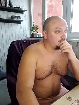 Snapshot of Pandasky chatting on 12/10/24, 01:11 Pandasky online show from 12/10/24, 01:11