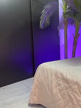 Mau White online show from 02/08/26, 01:36