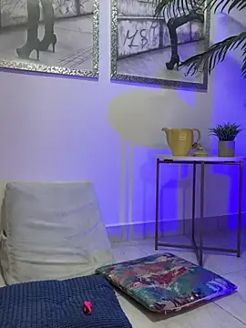 Mau White online show from 03/18/26, 02:37