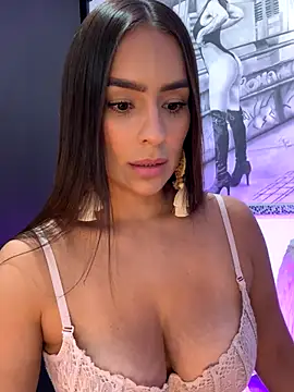 Mau White online show from 10/28/25, 10:41