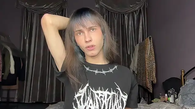 fcherthth online show from 12/20/25, 05:27