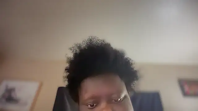 Yagurl  west online show from 03/01/25, 09:37