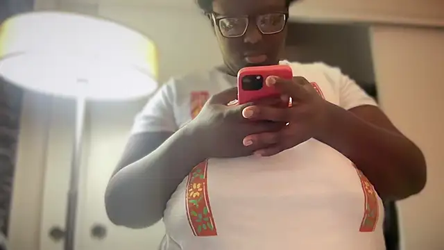 Yagurl  west online show from 09/22/25, 09:10