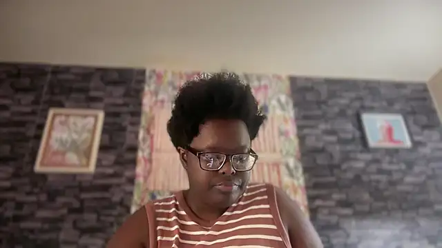 Yagurl  west online show from 10/05/25, 10:00