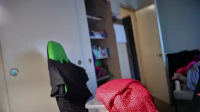 Yagurl  west online show from 01/10/26, 11:00