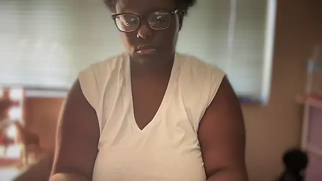 Yagurl  west online show from 03/10/25, 07:40