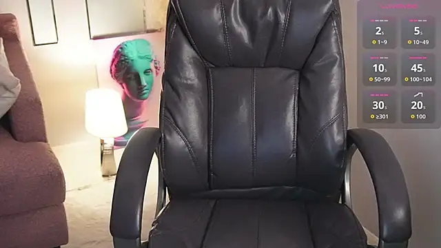 viviann evans online show from 03/12/26, 01:00